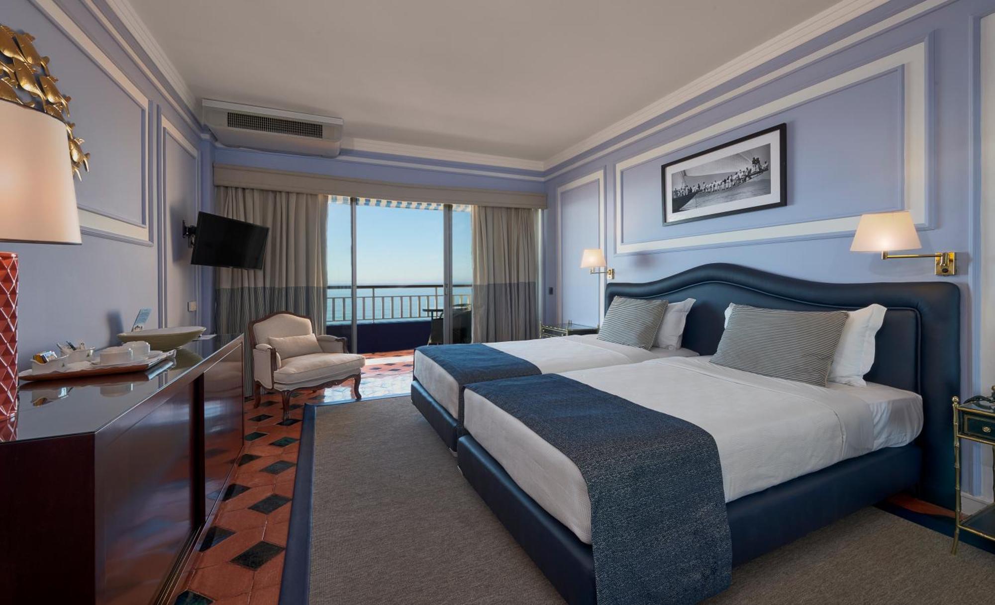 Suite with Balcony and Sea View,749759297:JPEG