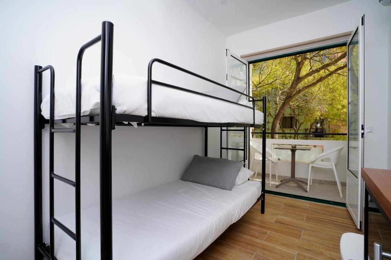 Twin Room Balcony,1462665322:JPEG