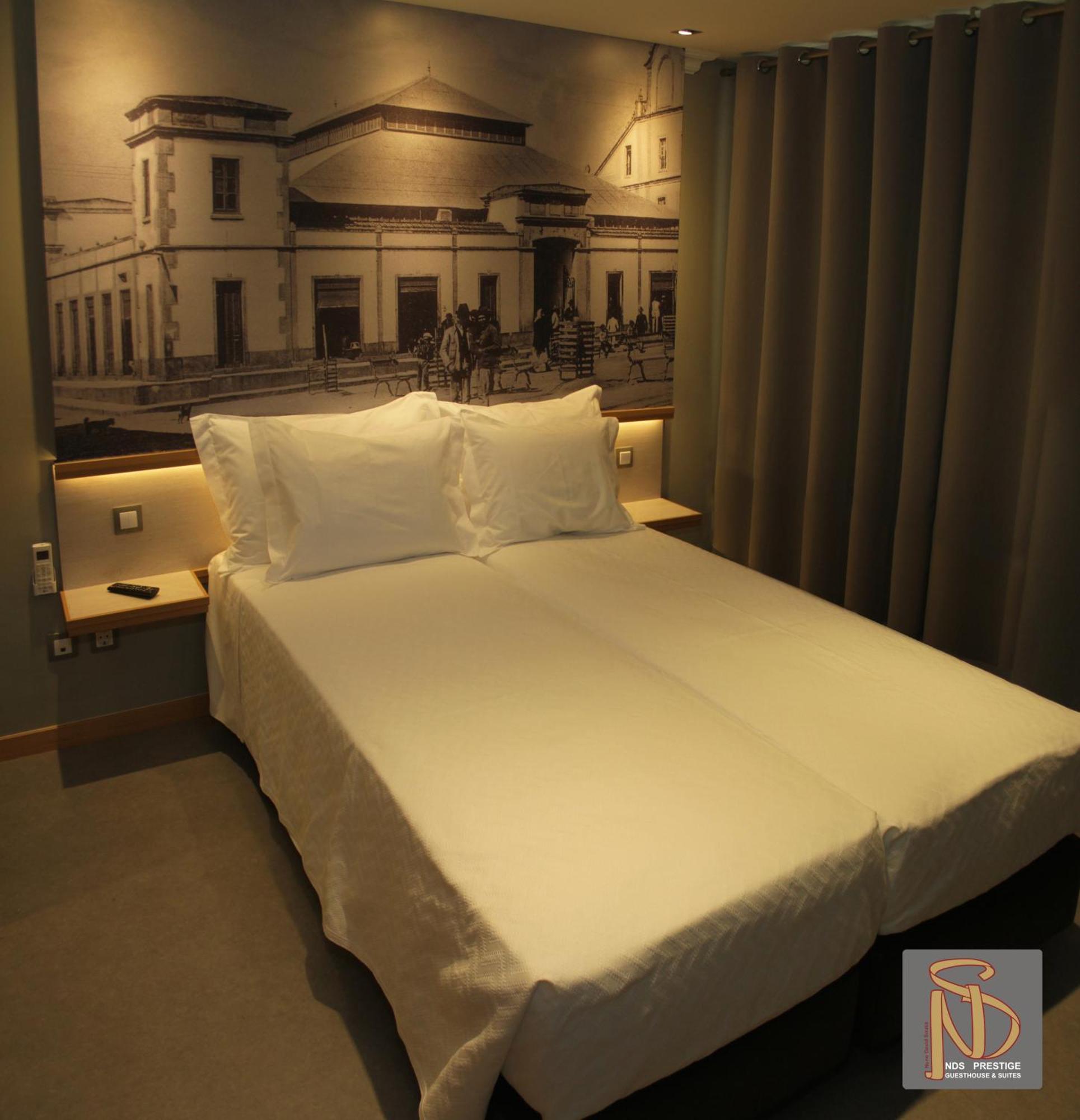 Deluxe Double or Twin Room,715710412:JPEG